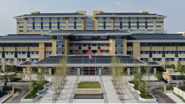 鄭州大學(xué)第二附屬醫(yī)院：2-8度冷庫(kù)安裝智能溫控一體機(jī)24.5.10
